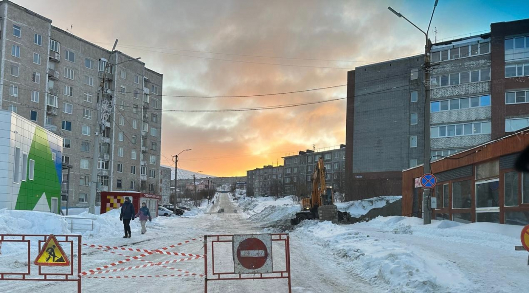 Перекресток закрыли в Мурманской области Кировск