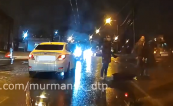 В Мурманске на пешеходном переходе сбили человека Авария