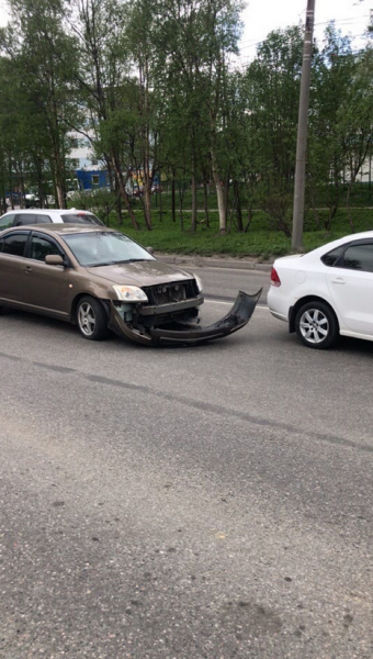 В Мурманске разыскивают свидетелей серьезной аварии Авария
