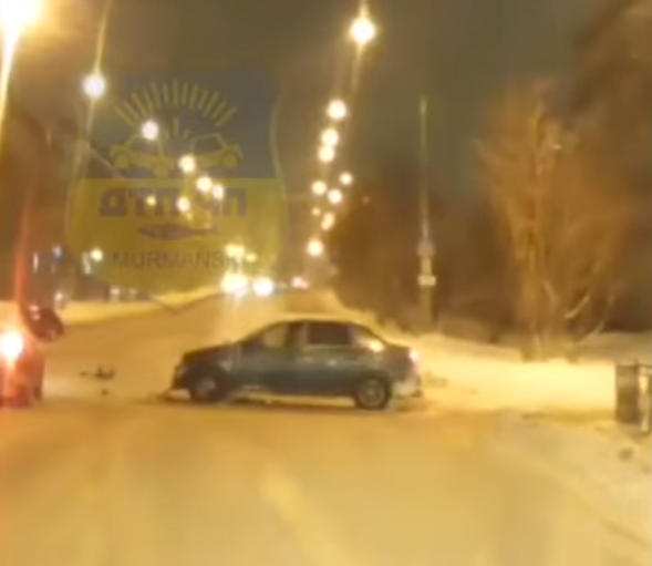 Момент ДТП в центре Мурманска попал на видео ДТП