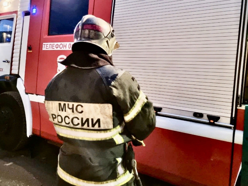 В Мурманской области сгорел автобус МЧС
