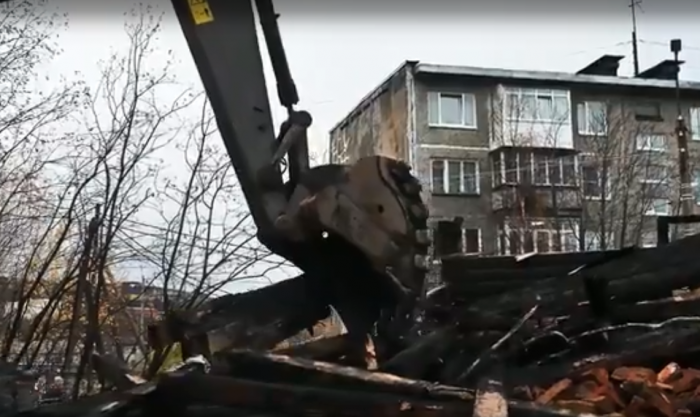 Три дома за один день снесли в Мурманске Снос домов