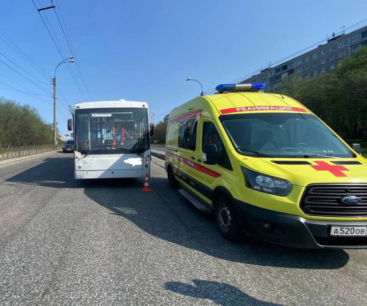 В Мурманске сбили пенсионера ДТП