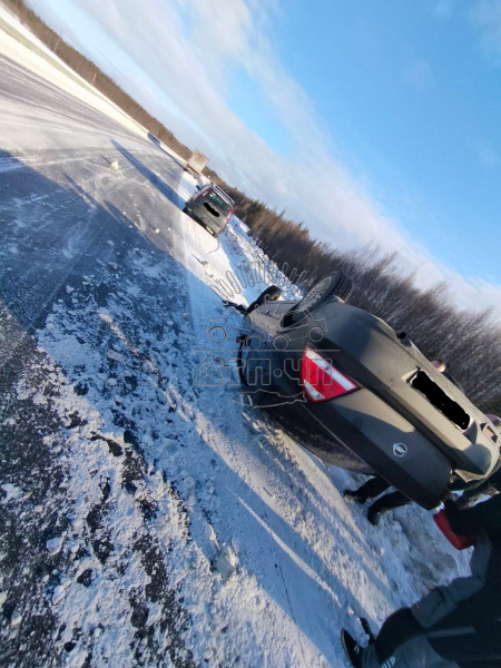 Перевернулся автомобиль в Мурманской области Авария