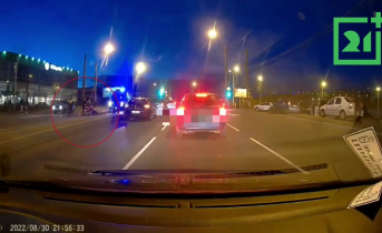 Реанимация сбитого пешехода в Мурманске попала на видео Дорога