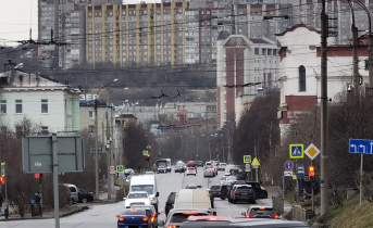 Молодая девушка устроила дебош в магазине Мурманск