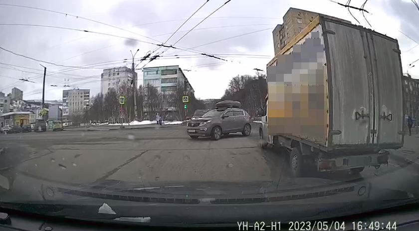 Опасный маневр в Мурманске Дорога