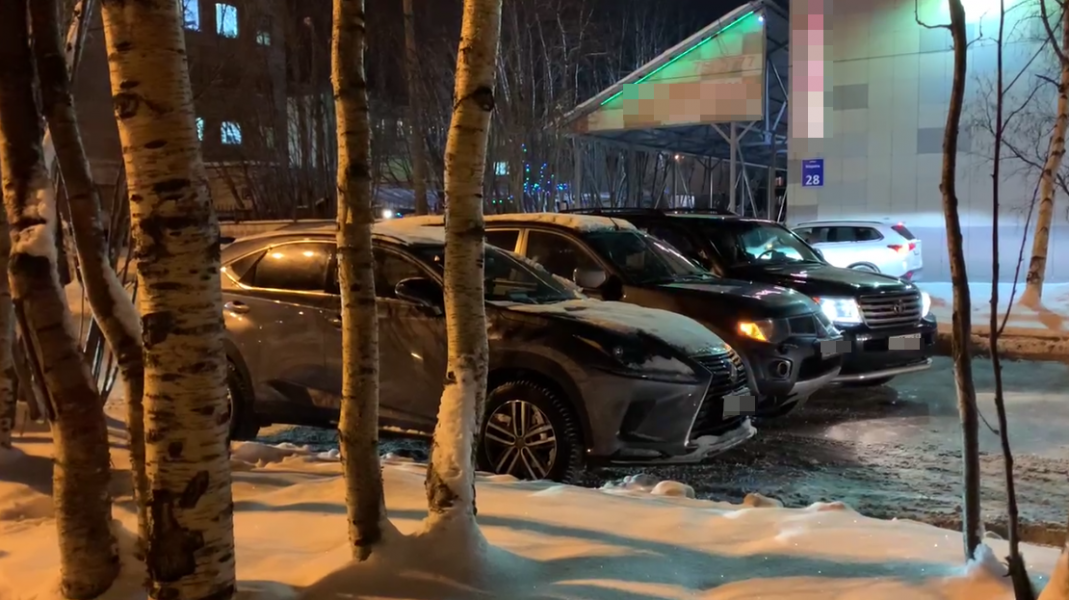 В Мурманске парализовало движение из-за массового ДТП Авария