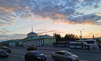 В Мурманске будут проверять водителей В Мурманске пройдет профилакическое мероприятие «Пешеход». Водителей будут проверять с 3 по 11 октября, и напоминать, как избежать трагедии на дорогах. - Уважаемые водители! Будьте внимательны на дорогах, снижайте Мурманск, вокзал, машины, дорога, закат