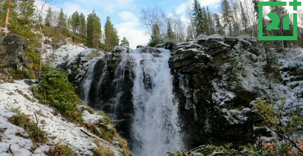 Водопад в хибинских горах Водопад