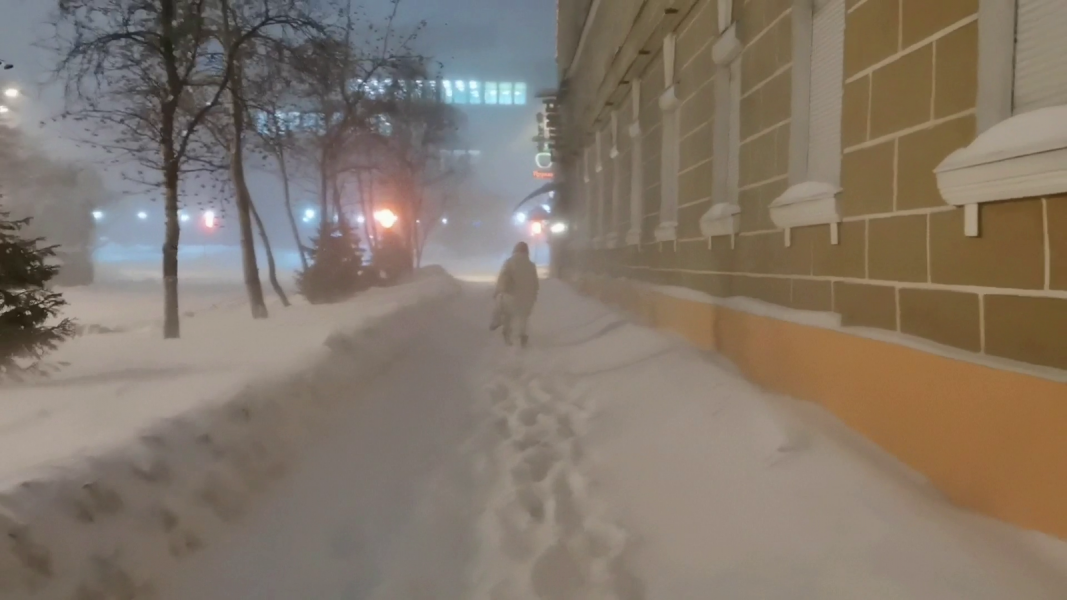 Мурманск накрыла сильная метель Метель
