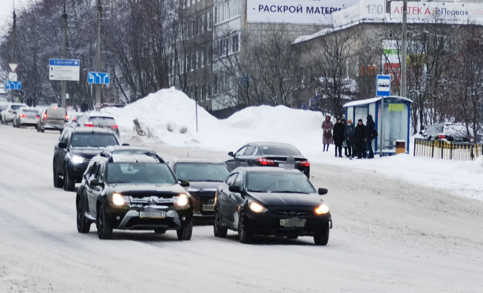 В Мурманской области массово проверят водителей с детьми Машины