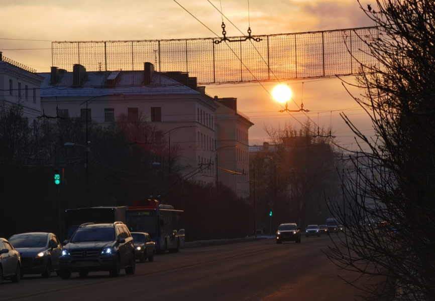 Ограничение движения в Мурманске Дорога