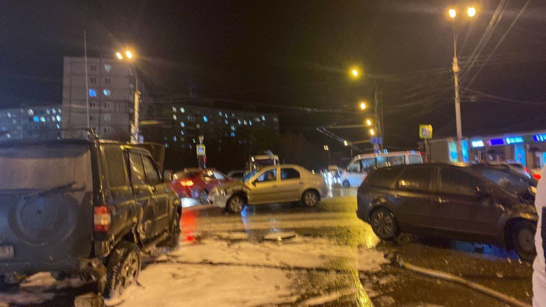 Последствия массовой аварии в Мурманске попали на видео ДТП