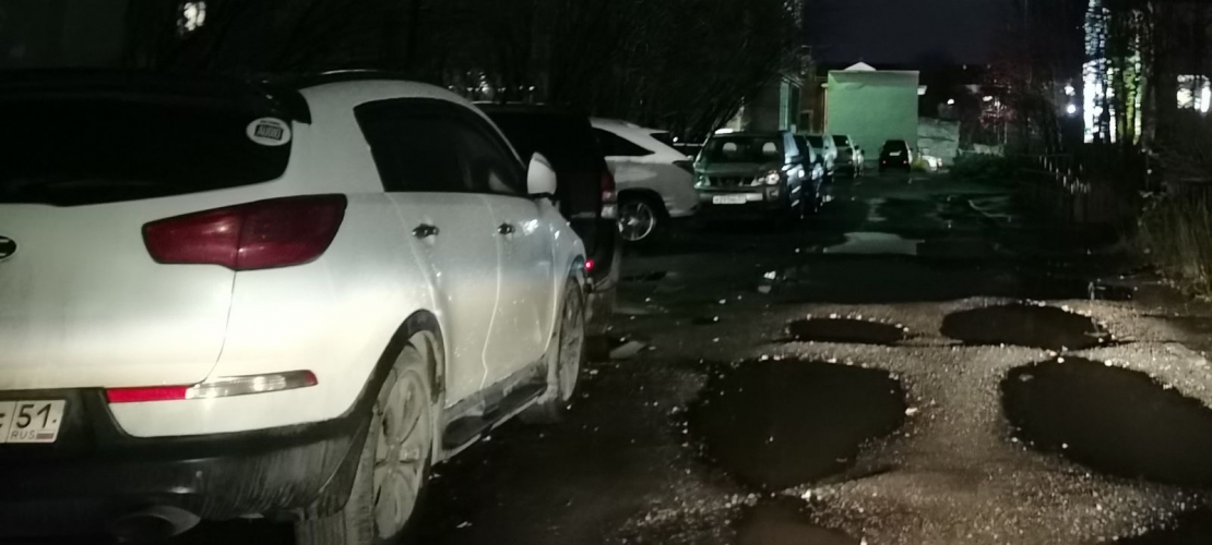 Водитель забыл закрыть автомобиль в Мурманской области и оказался в полиции Автомобиль