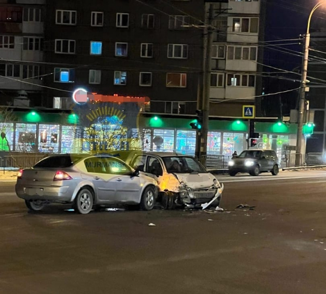 Момент массового ДТП в Мурманске попал на видео ДТП
