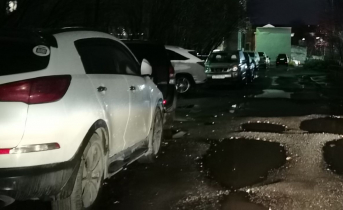 Водитель забыл закрыть автомобиль в Мурманской области и оказался в полиции Автомобиль