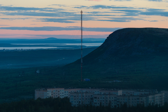Город