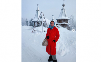 Знаменитая актриса прилетела в Мурманск Елена Захарова