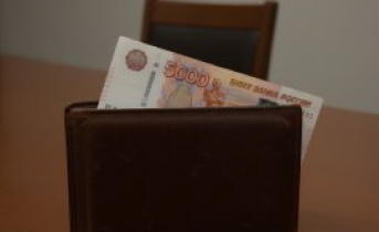 В Заполярье раскрыли дело кражи денег у инвалида Деньги