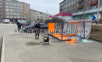 В Мурманской области рухнула остановка Остановочный комплекс разбился