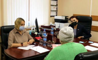 Сенатор посетила Печенгский округ Татьяна Кусайко