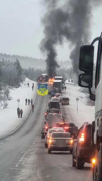 Транспортный коллапс произошел в Мурманской области Пробка