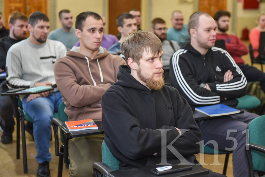 Кольская ГМК помогает сотрудникам получить высшее образование Кольская ГМК помогает сотрудникам получить высшее образование