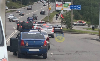 В Мурманске из-за ДТП образовалась длинная пробка Авария