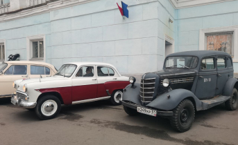 Необычная выставка вызвала ажиотаж в Мурманске Автомобили