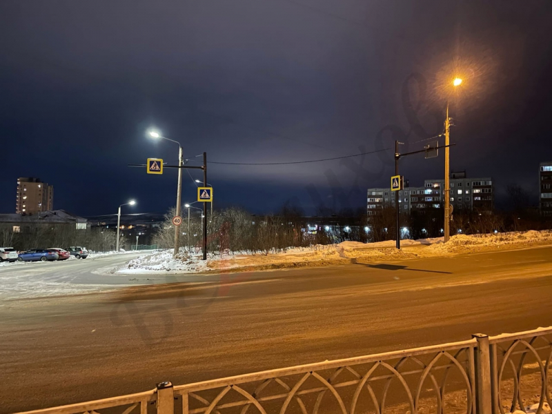 Новые дорожные знаки установили в Мурманске Дорога