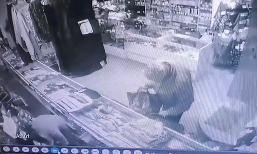 Преступление в Мурманской области попало на видео Кража