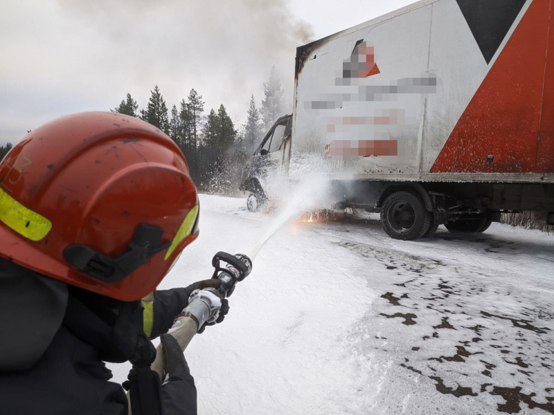 На дороге в Заполярье загорелась «Газель» Пожар