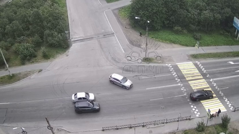 Момент ДТП в Мурманске попал на видео ДТП