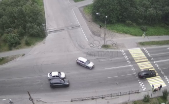 Момент ДТП в Мурманске попал на видео ДТП