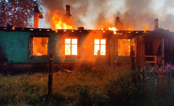В Мурманской области сгорел жилой дом Пожар