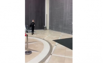 В Мурманске экстренно эвакуировали людей из крупного торгового центра Торговый центр