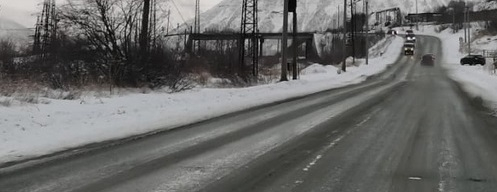 В аварии с большегрузом на трассе в Мурманской области пострадали люди Трасса