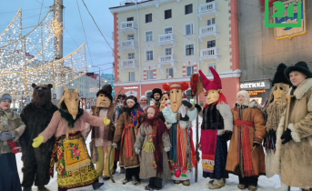 Необычное мероприятие в центре Мурманска вызвало ажиотаж Колядки