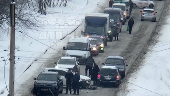 Движение в Мурманске парализовало Движение в Мурманске парализовало