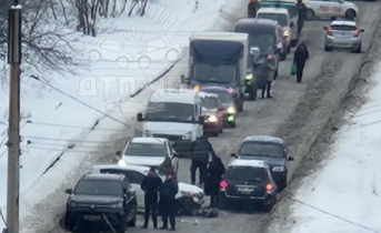 Движение в Мурманске парализовало