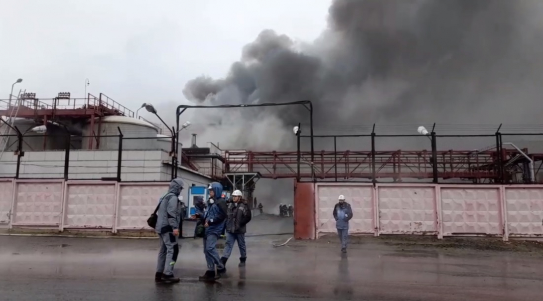 Пожар на предприятии в Мурманской области ликвидировали Пожар