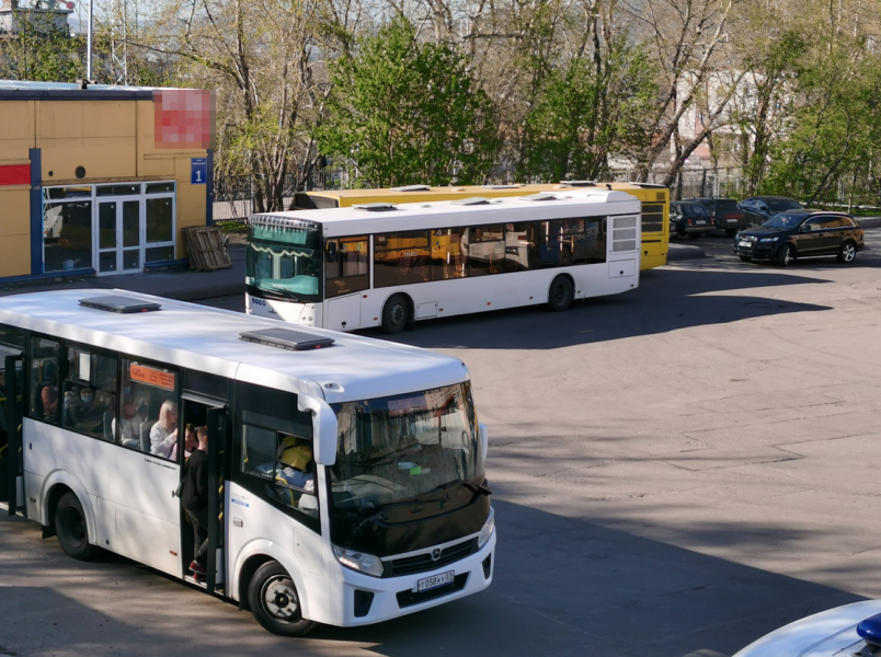 Транспорт Мурманска переходит на летнее расписание Транспорт