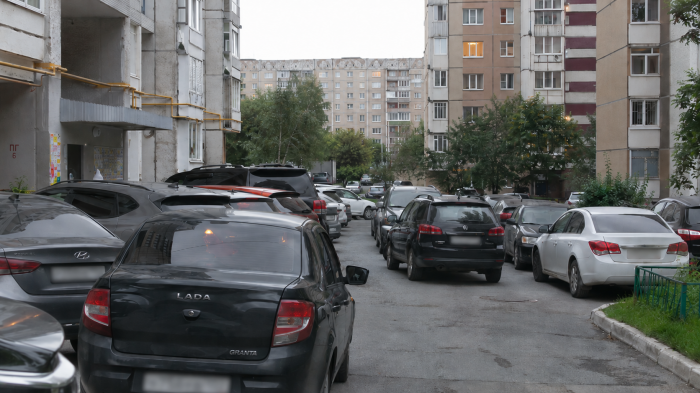 В Мурманске начинаются традиционные парковочные войны Парковка