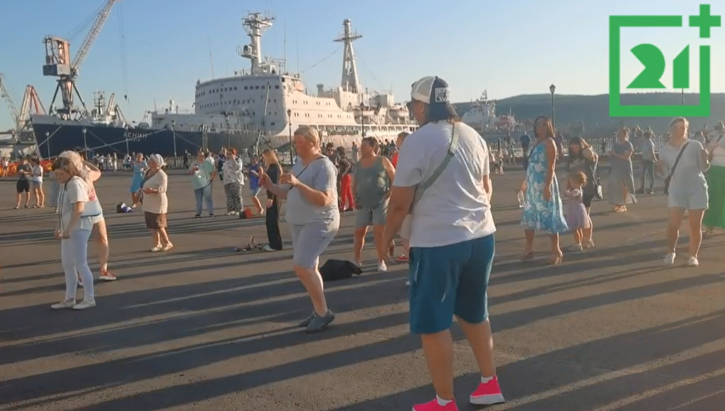 Вечеринка под открытым небом пройдет ночью в Мурманске Мурманск