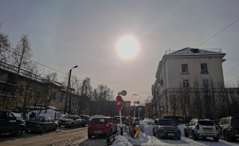 Редкое природное явление в Мурманске попало на видео Гало