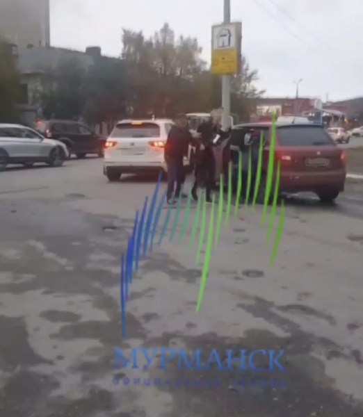 Агрессивный мурманчанин Избиение