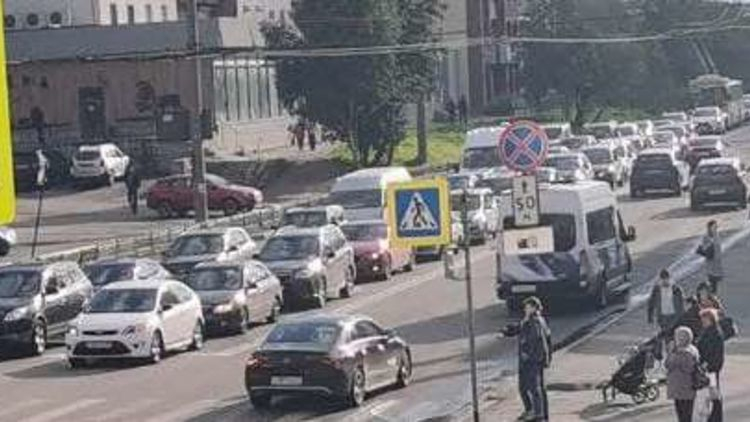 В Мурманске образовалась огромная пробка Пробка
