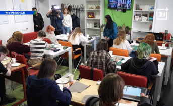 Художница провела в МАУ урок пирографии Фестиваль моды