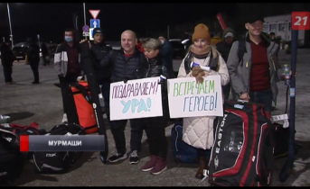 Хоккеисты Кольской ГМК выиграли серебро на корпоративном турнире Аэропорт